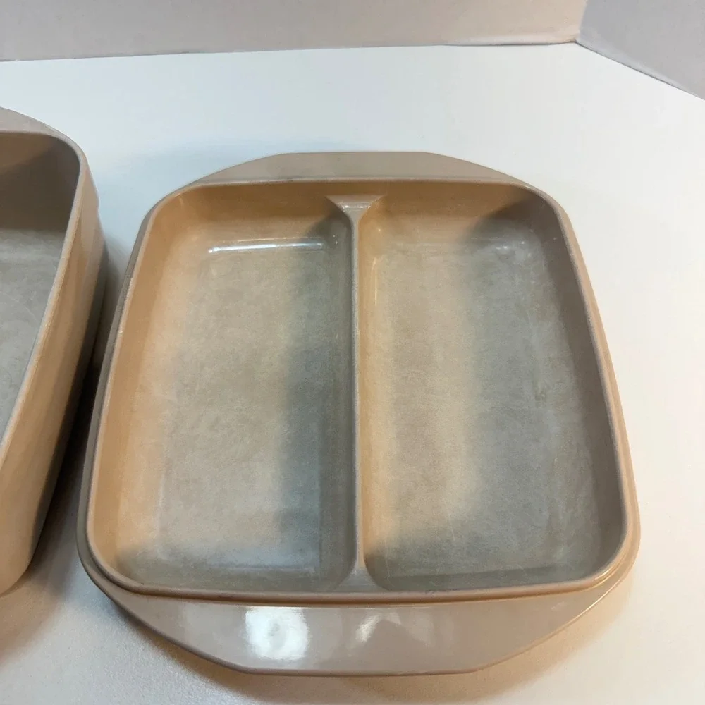 Anchor Hocking Microwave Casserole Dish Beige Divided Lid PM481-T1 Made In USA